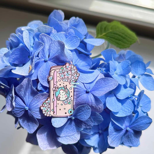 Enamel Pin: Hydrangea Soda