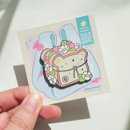 Enamel Pin: Ichigo Sando