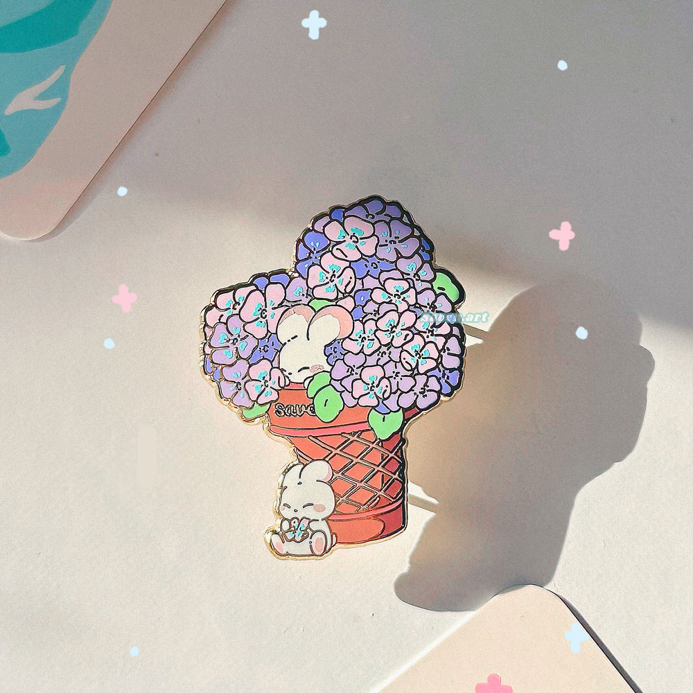 Enamel Pin: Hydrangea Ice Cream