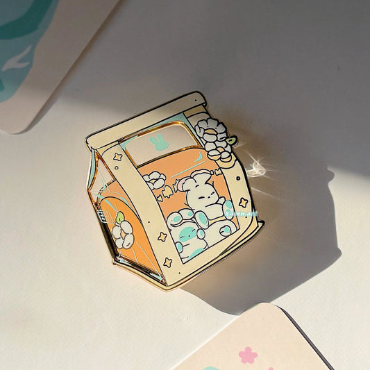 Enamel Pin: Cloud Pillow Loaf